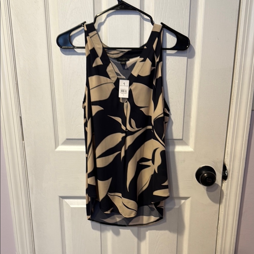 Women's Black and Tan Sleeveless Top